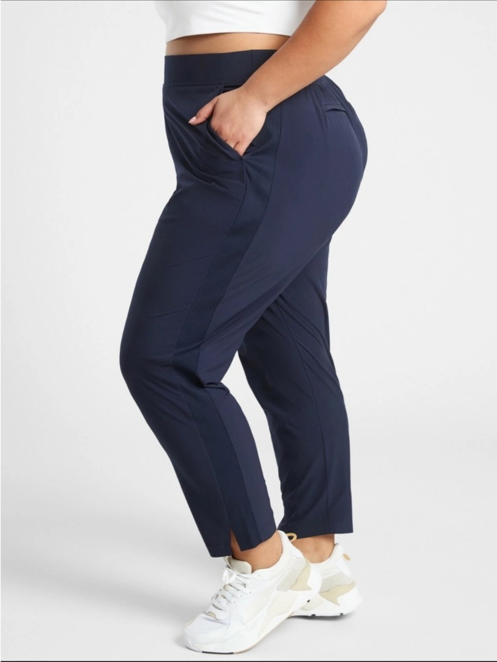 Athleta Brooklyn Jogger Ankle Pant, Size 22 Navy